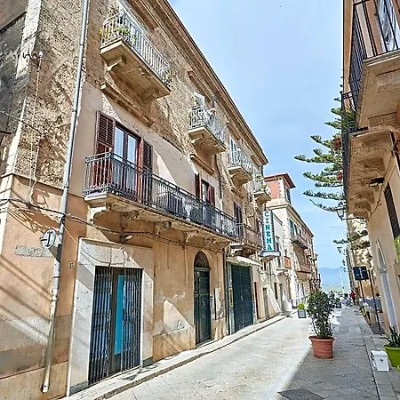Del Corso 4* 알카모